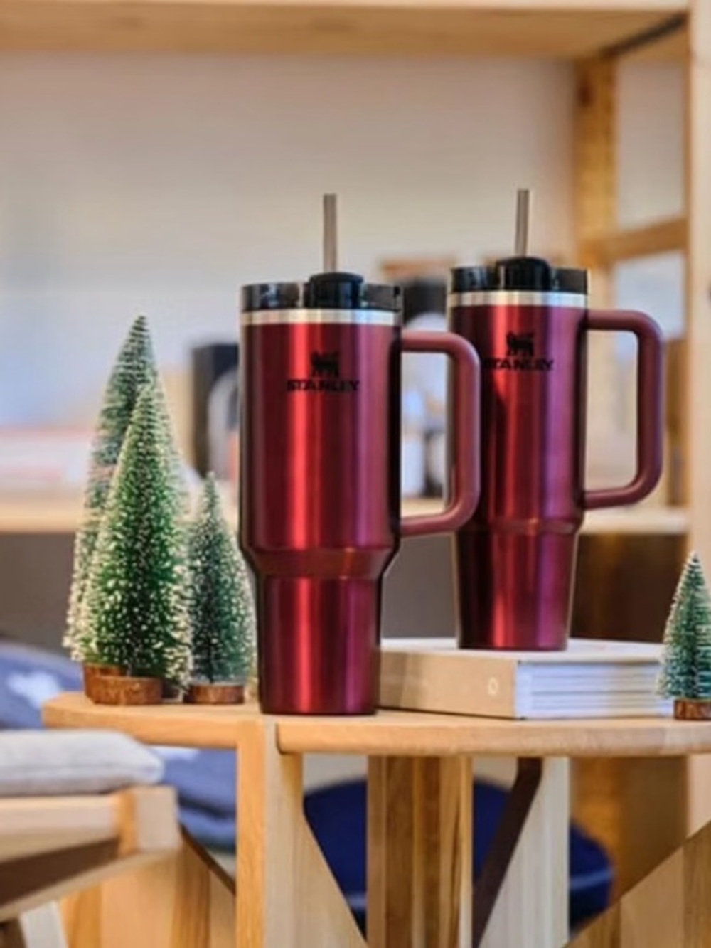 Stanley Rosewood Glow 40oz quencher flowstate burgundy rare Tumbler nwt - Picture 2 of 3